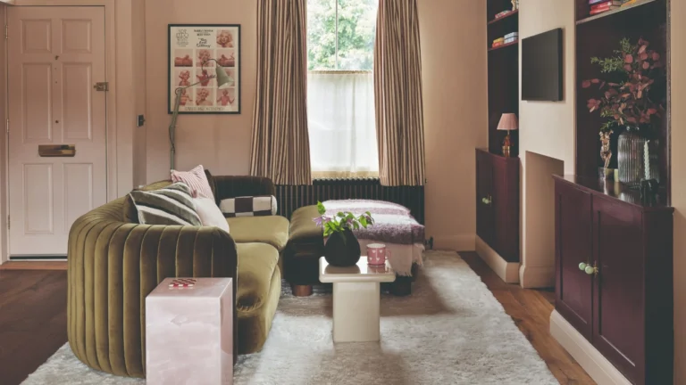 Best Sofa Designs for Small Living Rooms That Maximize Space and Style