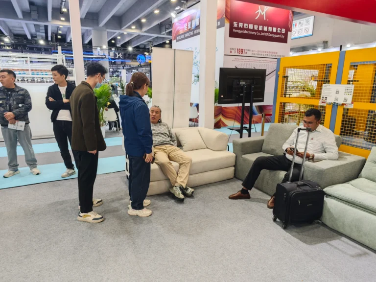 How Can Wholesalers Use Compressed Sofas to Increase Average Order Value?